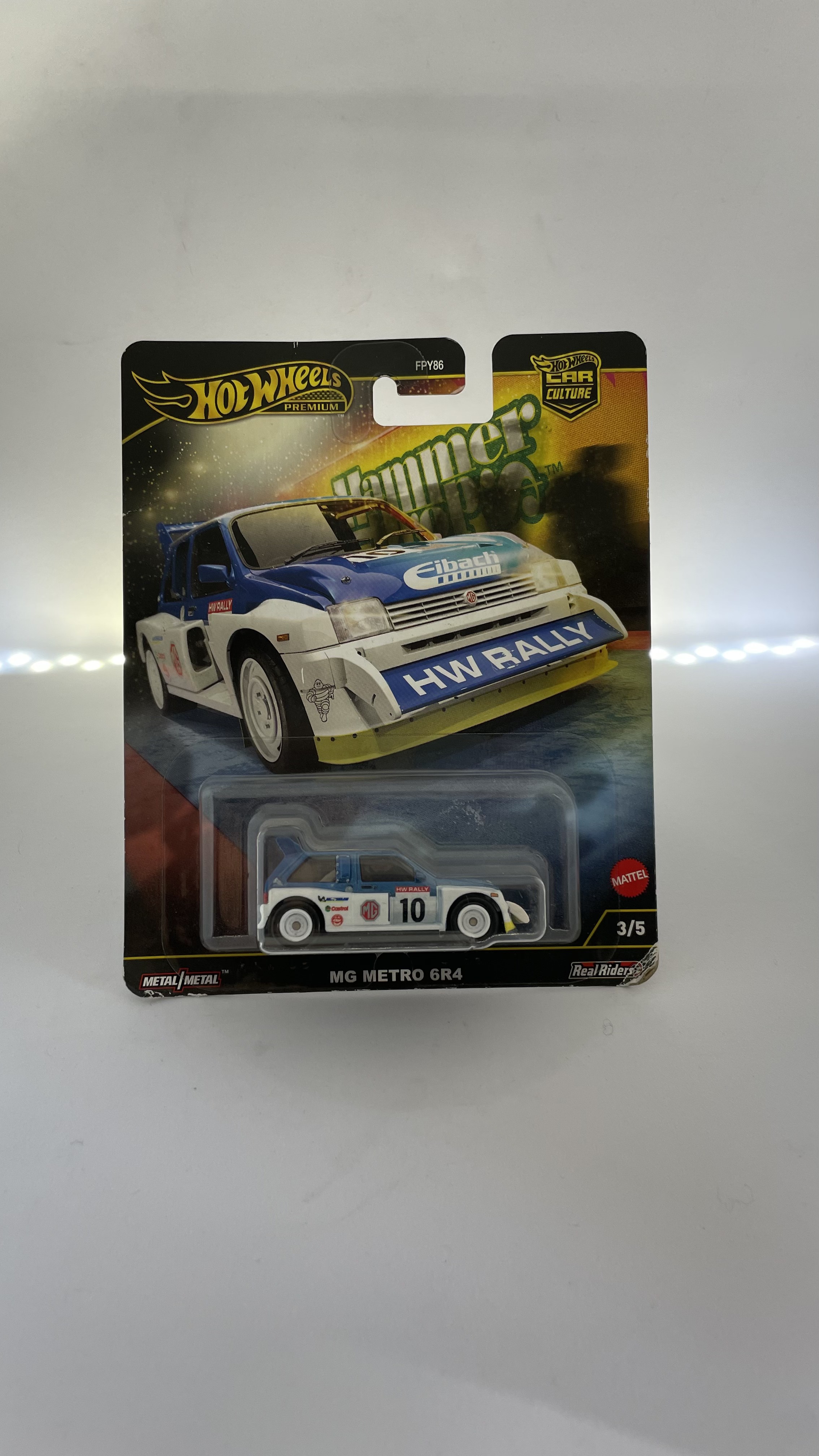Hot Wheels Pop Culture Rick and Morty Rick's Ship